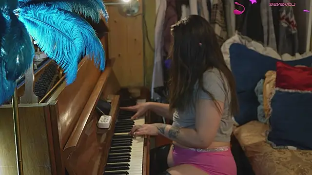 VanessaDoyle online show from February 12, 6:03 pm