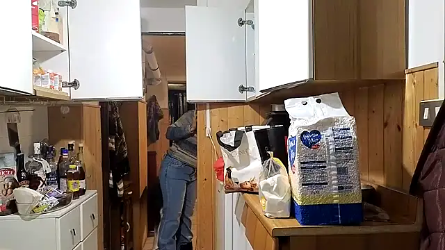 VanessaDoyle online show from February 23, 5:32 pm