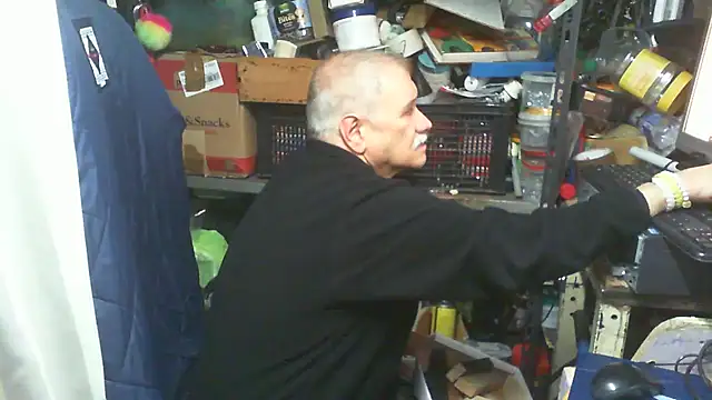 nonnomaturobisex online show from April 13, 7:03 am