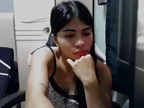 Miss unknown online show from November 23, 3:06 am