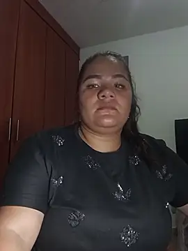 Snapshot of Van3orgasm4me chatting on April 5, 9:34 pm Van3orgasm4me online show from April 5, 9:34 pm