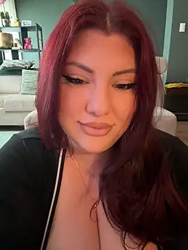 Snapshot of CurvyKimmy1 chatting on May 16, 9:28 am CurvyKimmy1 online show from May 16, 9:28 am