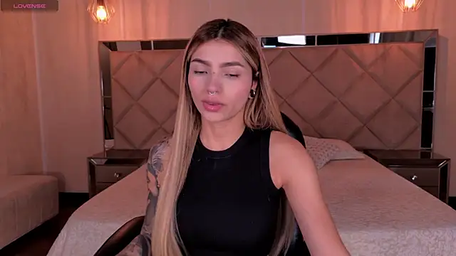 LexieWayne online show from July 13, 4:54 pm