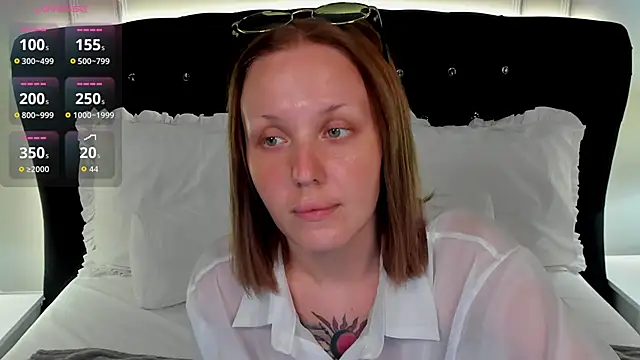 LianaFord online show from May 26, 5:03 am