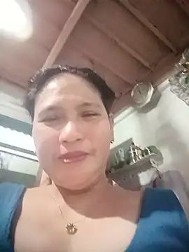 Snapshot of Amazing_Angel22 chatting on April 28, 5:56 am Amazing Angel22 online show from April 28, 5:56 am