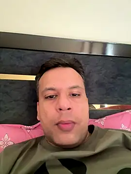 Snapshot of Artistic_Control chatting on September 27, 6:40 am Artistic Control online show from September 27, 6:40 am