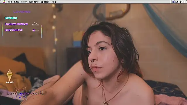 Snapshot of Kryptosworld chatting on January 17, 8:45 pm Kryptosworld online show from January 17, 8:45 pm