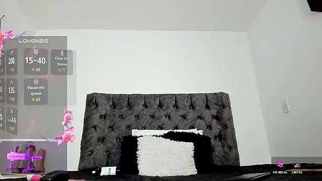 Snapshot of sweet__wild chatting on November 22, 12:20 am sweet wild online show from November 22, 12:20 am