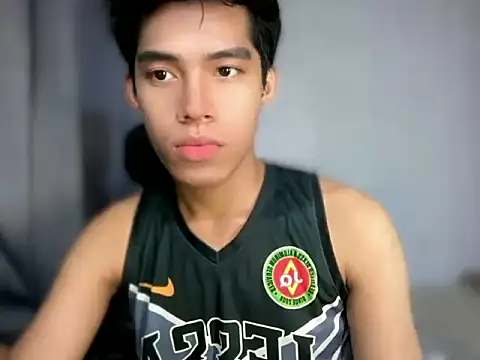Lightjt04 online show from May 12, 5:54 pm