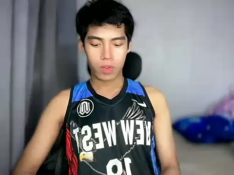 Lightjt04 online show from May 14, 9:43 pm