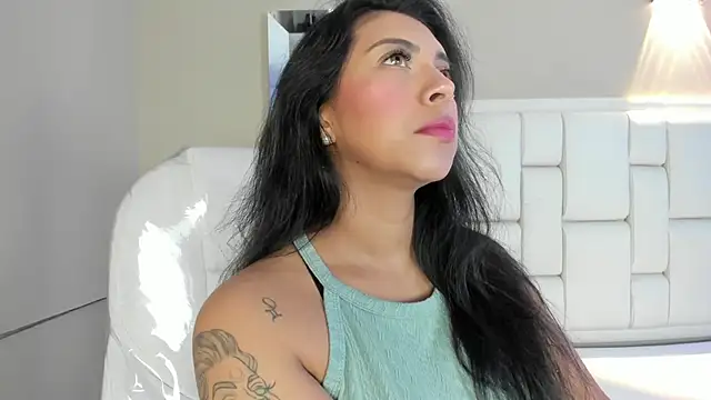 Snapshot of _BunnyNaugthy chatting on November 23, 12:49 pm BunnyNaugthy online show from November 23, 12:49 pm