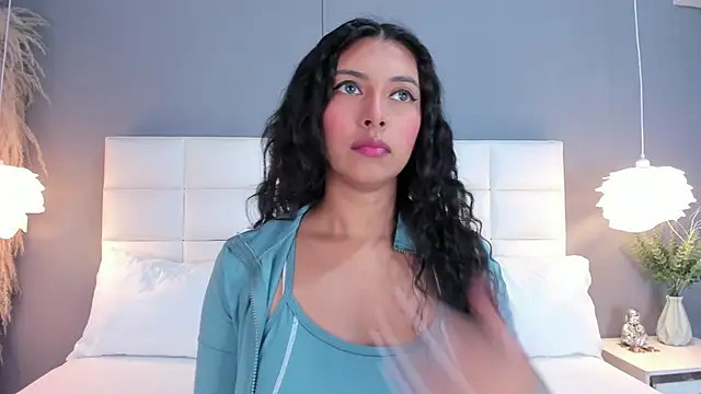 Snapshot of _BunnyNaugthy chatting on February 12, 5:19 pm BunnyNaugthy online show from February 12, 5:19 pm