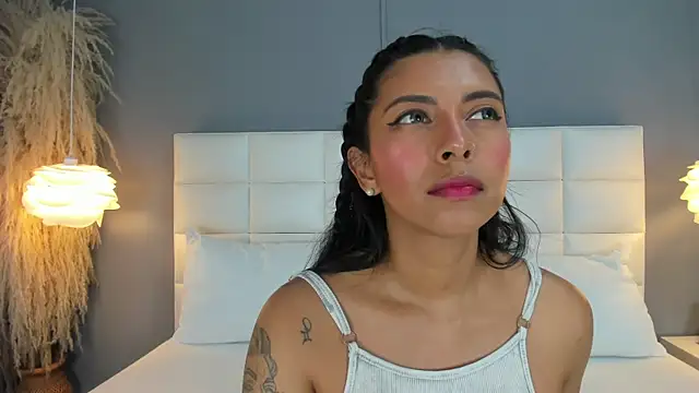 Snapshot of _BunnyNaugthy chatting on February 19, 4:58 pm BunnyNaugthy online show from February 19, 4:58 pm