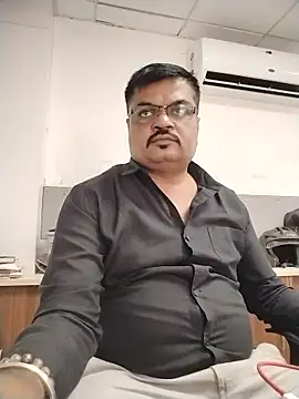 Desi Londa 143 online show from June 1, 12:29 pm
