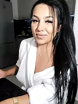 hot-babygirl online show from October 6, 6:38 pm