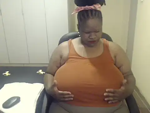 sweetnoziexx online show from February 13, 5:16 am