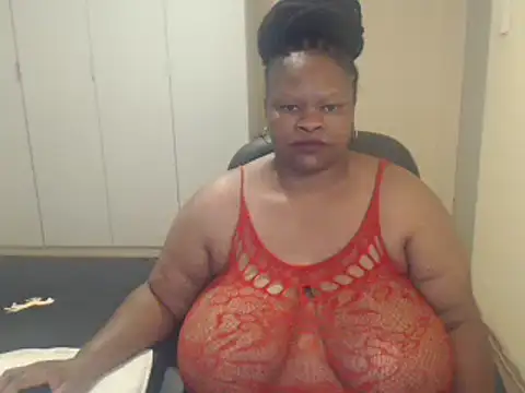 sweetnoziexx online show from February 25, 10:37 am