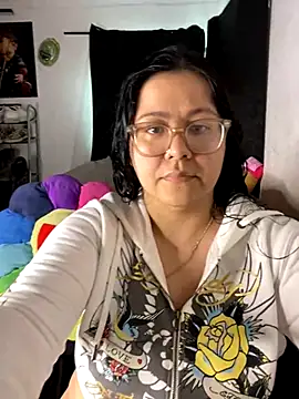 Snapshot of MsConejitaa chatting on September 28, 4:23 pm MsConejitaa online show from September 28, 4:23 pm