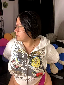 Snapshot of MsConejitaa chatting on October 11, 12:04 pm MsConejitaa online show from October 11, 12:04 pm