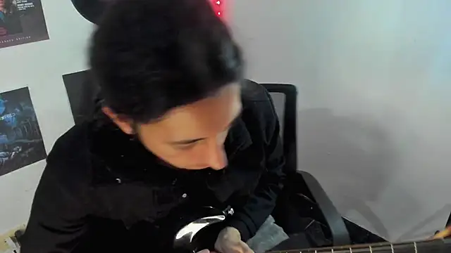 Snapshot of shelby__hotshoww chatting on February 8, 10:51 pm shelby  hotshoww online show from February 8, 10:51 pm