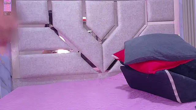 DANIK STAR online show from October 4, 7:12 pm