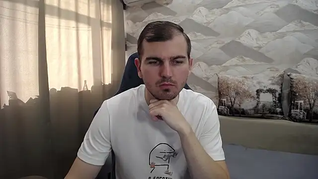 Snapshot of SerzhKorol1 chatting on November 7, 5:29 am SerzhKorol1 online show from November 7, 5:29 am