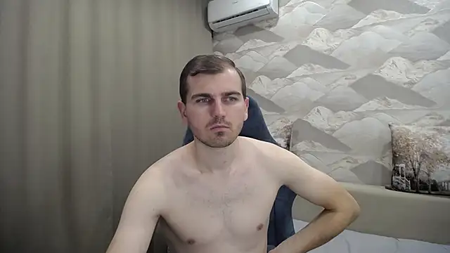 Snapshot of SerzhKorol1 chatting on November 20, 5:01 pm SerzhKorol1 online show from November 20, 5:01 pm