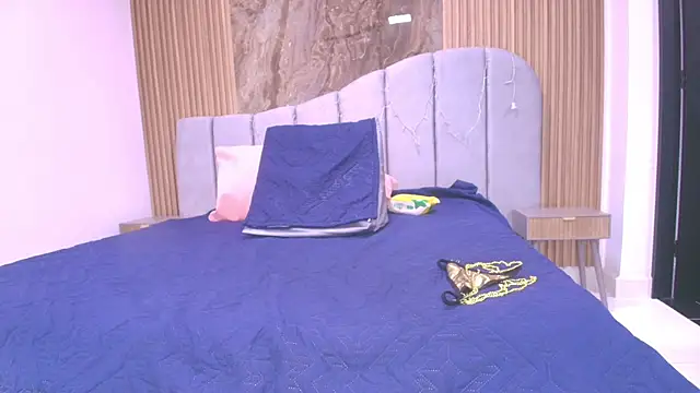 arletmss online show from December 20, 3:13 am