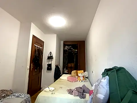 Snapshot of viioolleettaa chatting on October 24, 4:03 pm viioolleettaa online show from October 24, 4:03 pm