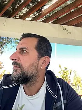 Snapshot of TigerOne19 chatting on October 31, 11:00 am TigerOne19 online show from October 31, 11:00 am