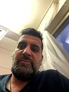 Snapshot of TigerOne19 chatting on January 11, 3:06 pm TigerOne19 online show from January 11, 3:06 pm