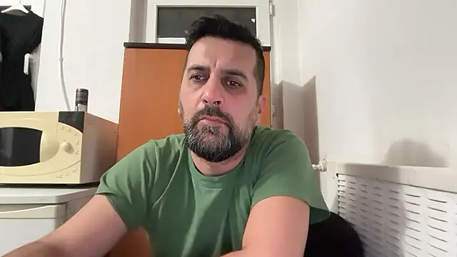 Snapshot of TigerOne19 chatting on January 16, 8:46 pm TigerOne19 online show from January 16, 8:46 pm