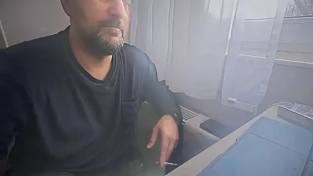 Snapshot of TigerOne19 chatting on February 9, 11:58 am TigerOne19 online show from February 9, 11:58 am