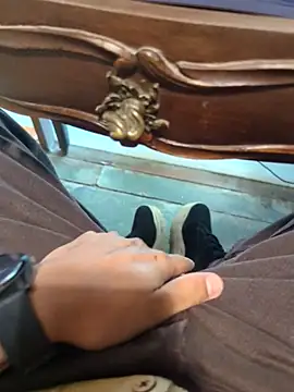  IRRESISTIBLE  online show from April 19, 7:29 am