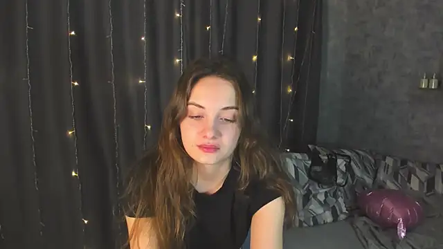 KristinaLoison online show from February 20, 8:25 pm