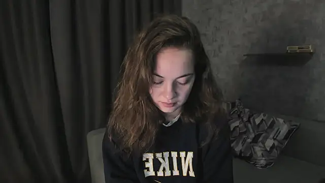 KristinaLoison online show from April 24, 4:31 pm