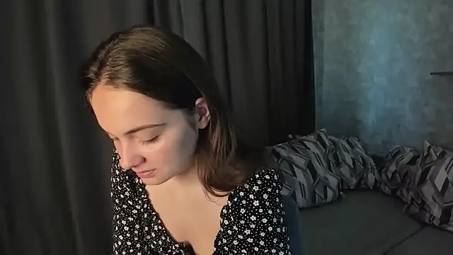 Snapshot of KristinaLoison chatting on May 20, 9:48 am KristinaLoison online show from May 20, 9:48 am