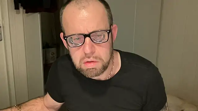 FABIOGLASSES online show from November 13, 10:08 pm