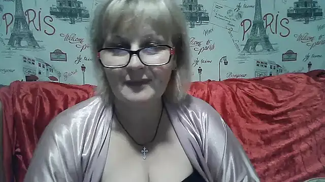 Snapshot of Gina_Marlyn chatting on December 8, 9:19 pm Gina Marlyn online show from December 8, 9:19 pm