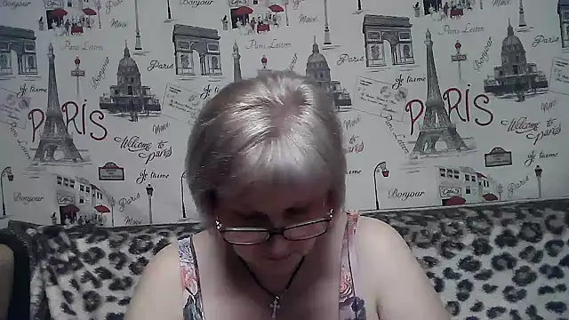 Snapshot of Gina_Marlyn chatting on February 16, 9:48 pm Gina Marlyn online show from February 16, 9:48 pm