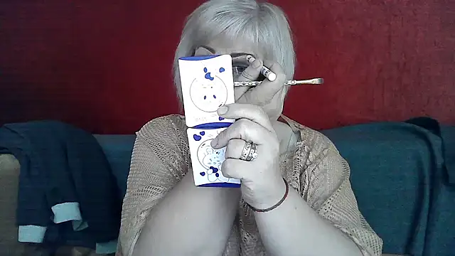 Snapshot of Gina_Marlyn chatting on March 22, 8:26 pm Gina Marlyn online show from March 22, 8:26 pm