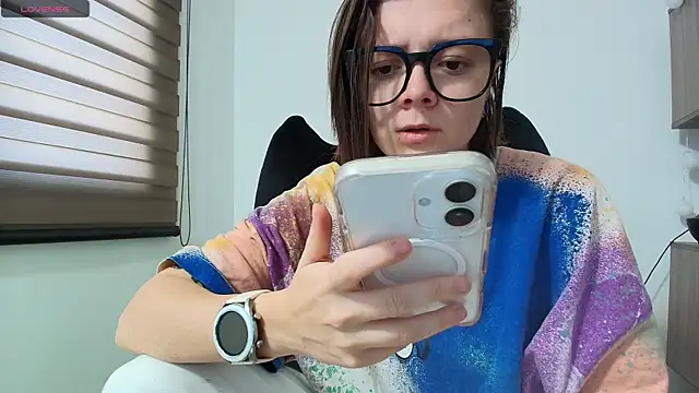 Arya starrk online show from April 11, 3:05 pm