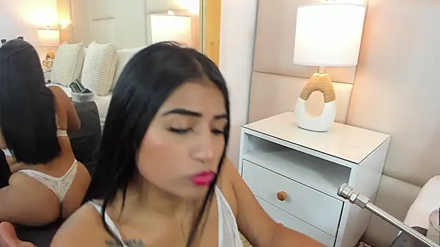 Snapshot of AntoniaRoss_ chatting on July 27, 3:08 pm AntoniaRoss online show from July 27, 3:08 pm