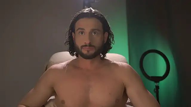 Keen   Luckystrike online show from October 17, 9:28 pm