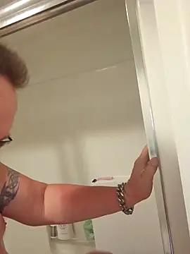 Littledick007007 online show from December 4, 10:24 am