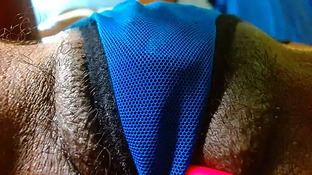 bethanywilson 23 online show from December 18, 12:11 pm