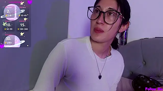 Red-moon1 online show from October 17, 4:26 am