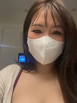 Onee-Chew online show from March 14, 11:04 am