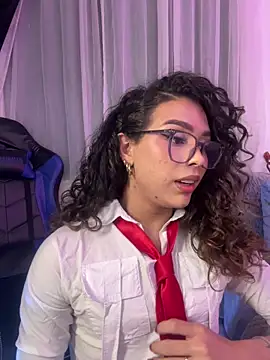 Snapshot of Samantha_Bernardo chatting on February 3, 3:37 am Samantha Bernardo online show from February 3, 3:37 am