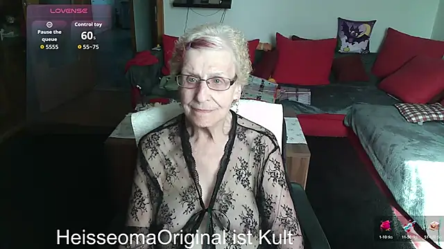 Snapshot of HeisseomaOriginal chatting on June 1, 7:10 am HeisseomaOriginal online show from June 1, 7:10 am